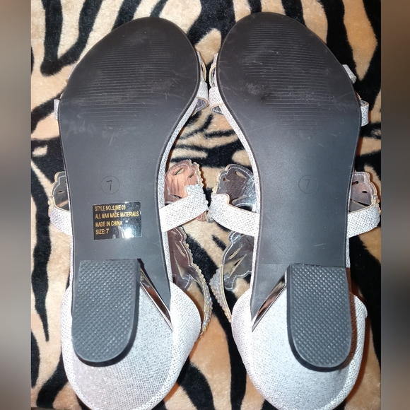 Enzo Romeo sparkle rhinestone heels NWOT size 7 - Picture 5 of 5